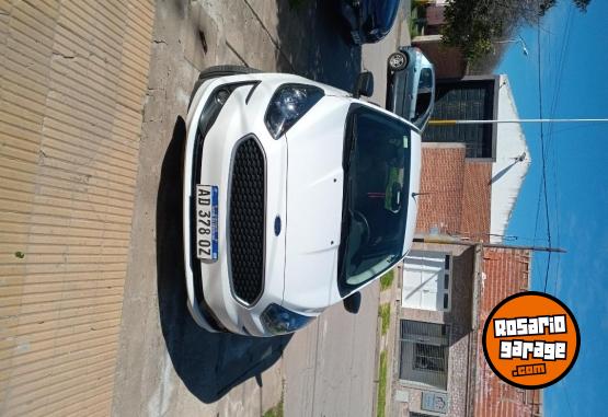 Autos - Ford Ka 2019 Nafta 121000Km - En Venta