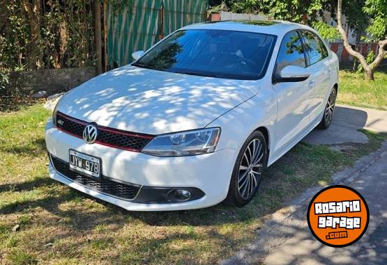 Autos - Volkswagen VENTO 2011 Nafta 145000Km - En Venta