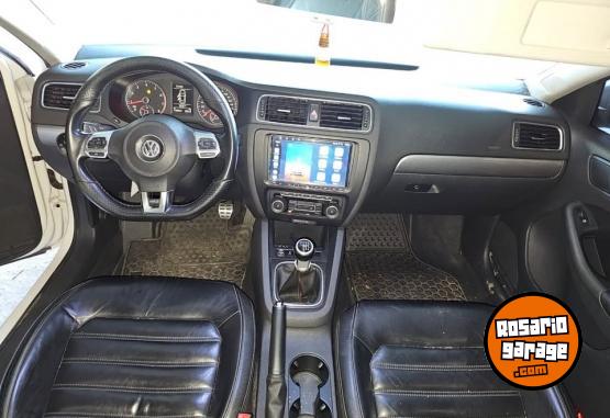 Autos - Volkswagen VENTO 2011 Nafta 145000Km - En Venta