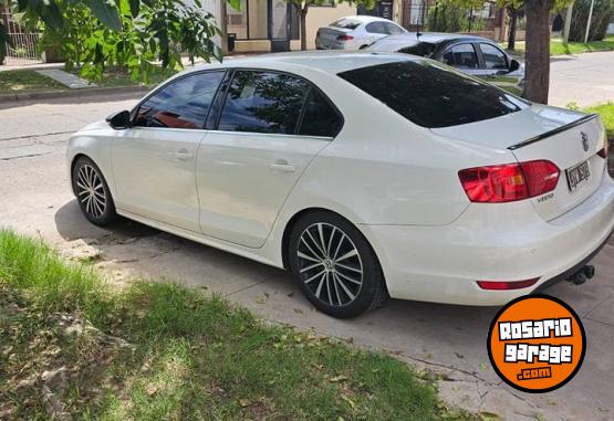 Autos - Volkswagen VENTO 2011 Nafta 145000Km - En Venta
