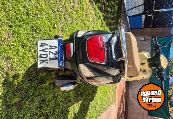 Motos - Motomel Strato euro 2024 Nafta 9000Km - En Venta
