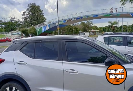 Autos - Nissan 2019 CVT exclusive 2019 Nafta 105000Km - En Venta