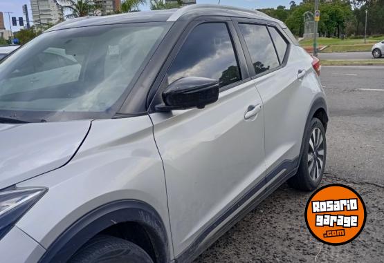 Autos - Nissan 2019 CVT exclusive 2019 Nafta 105000Km - En Venta