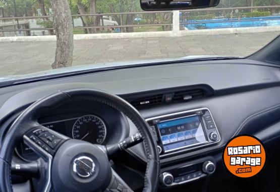Autos - Nissan 2019 CVT exclusive 2019 Nafta 105000Km - En Venta