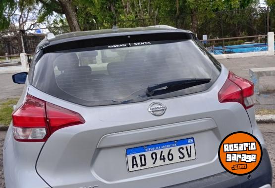 Autos - Nissan 2019 CVT exclusive 2019 Nafta 105000Km - En Venta