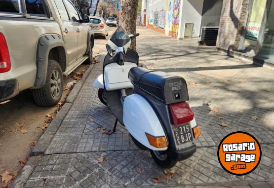 Motos - Vespa Exel 150 1994 Nafta 111Km - En Venta