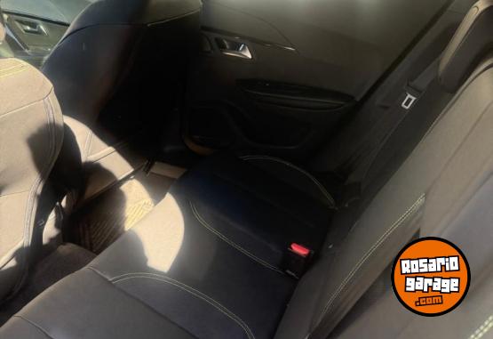 Autos - Peugeot 2008 GT 2024 Nafta 2800Km - En Venta
