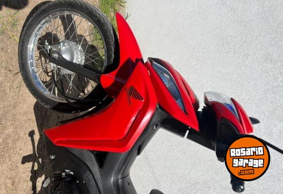 Motos - Honda Wave s 2024 Nafta 7800Km - En Venta