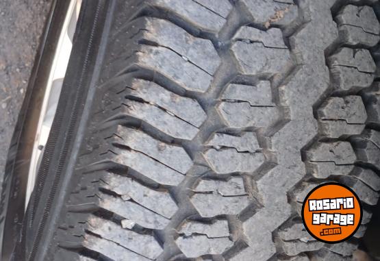 Camionetas - Toyota Hilux 2011 Diesel 260000Km - En Venta