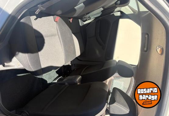 Autos - Ford Focus EXE 1.6 2012 Nafta 135000Km - En Venta