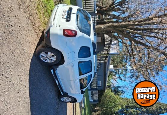 Camionetas - Renault Duster 2017 GNC 106000Km - En Venta