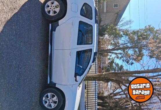 Camionetas - Renault Duster 2017 GNC 106000Km - En Venta