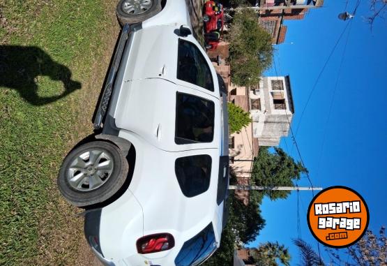 Camionetas - Renault Duster 2017 GNC 106000Km - En Venta