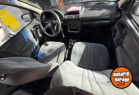 Autos - Chevrolet Corsa 1999 Nafta 300000Km - En Venta