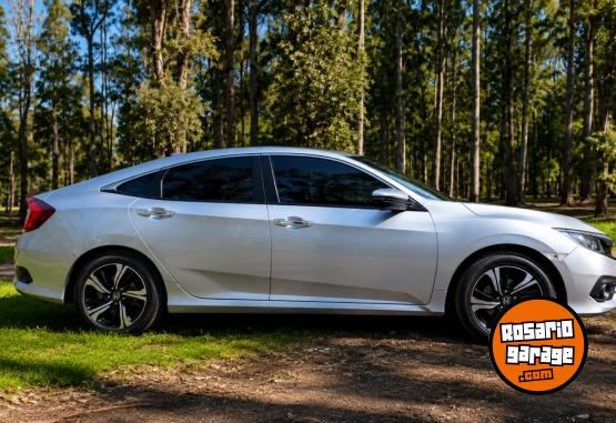 Autos - Honda CIVIC 2017 Nafta 130000Km - En Venta
