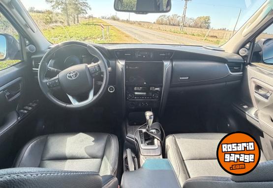Camionetas - Toyota Sw4 srx 2024 Diesel 75000Km - En Venta