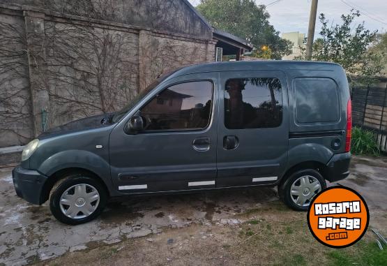 Utilitarios - Renault Kangoo 5 asientos 2013 GNC 185000Km - En Venta