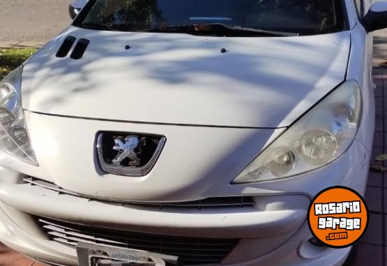 Autos - Peugeot 207 2011 Nafta 172000Km - En Venta