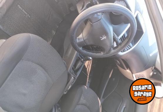 Autos - Peugeot 207 2011 Nafta 172000Km - En Venta