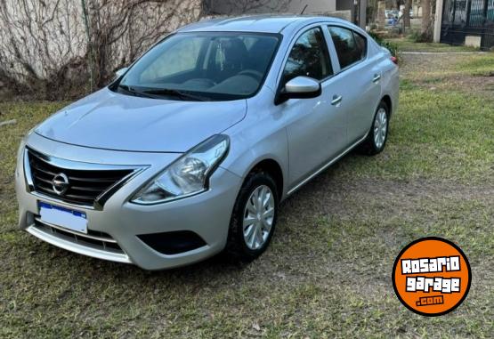 Autos - Nissan Versa sense, 2017 2017 Nafta 92000Km - En Venta