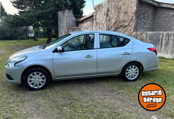 Autos - Nissan Versa sense, 2017 2017 Nafta 92000Km - En Venta