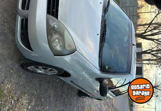 Autos - Renault Clio pack plus 1.2 2008 Nafta 144000Km - En Venta