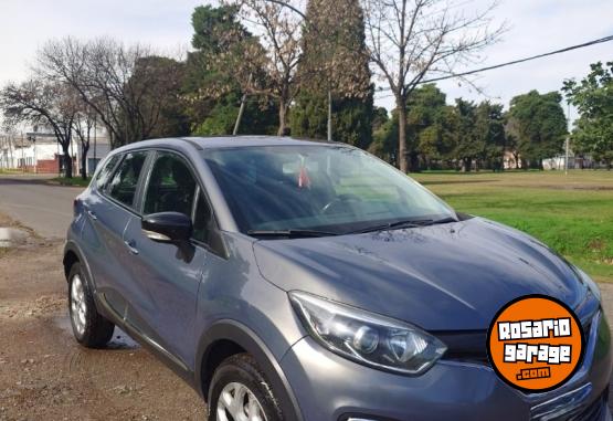 Autos - Renault CAPTUR ZEN 2.0 2017 Nafta 155000Km - En Venta