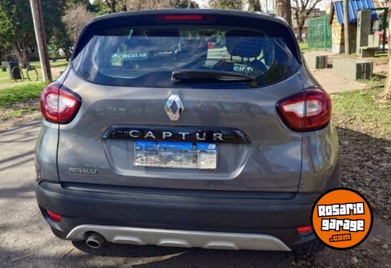 Autos - Renault CAPTUR ZEN 2.0 2017 Nafta 155000Km - En Venta