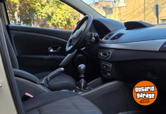 Autos - Renault Fluence luxe 2011 Nafta 132000Km - En Venta