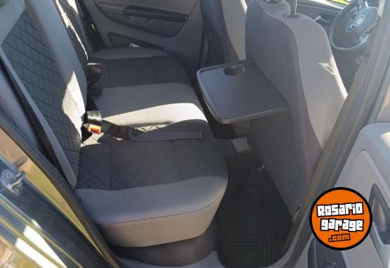 Autos - Volkswagen Suran highline 2015 Nafta 108000Km - En Venta