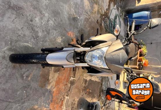 Motos - Honda Cb 125 twister 2024 Nafta 18600Km - En Venta