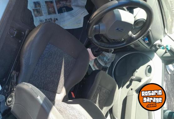 Autos - Ford K 2011 Nafta 95000Km - En Venta