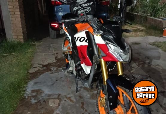 Motos - Honda Cb 190 repsol 2016 Nafta 8100Km - En Venta