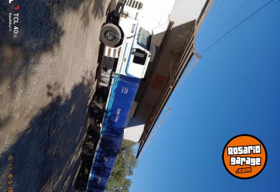 Camiones y Grúas - Vendo o Permuto - En Venta