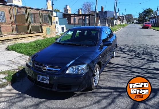 Autos - Chevrolet Astra GL 2009 Nafta 270000Km - En Venta