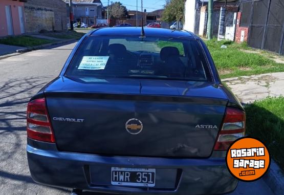 Autos - Chevrolet Astra GL 2009 Nafta 270000Km - En Venta