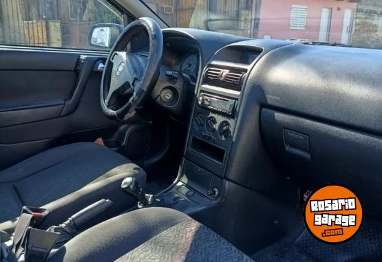 Autos - Chevrolet Astra GL 2009 Nafta 270000Km - En Venta