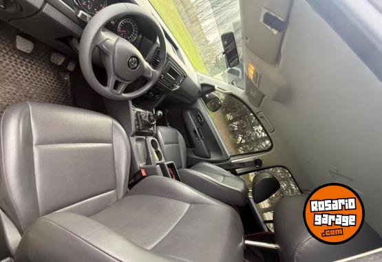 Camionetas - Volkswagen Amarok 2023 Diesel 38000Km - En Venta