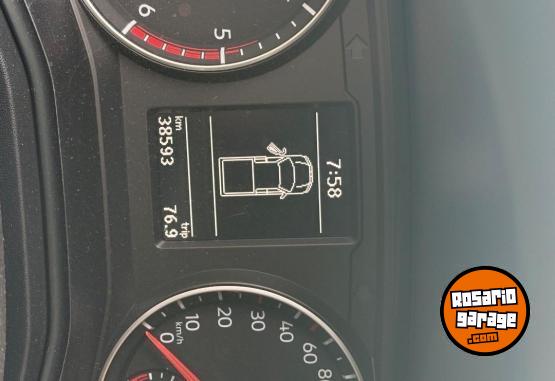 Camionetas - Volkswagen Amarok 2023 Diesel 38000Km - En Venta