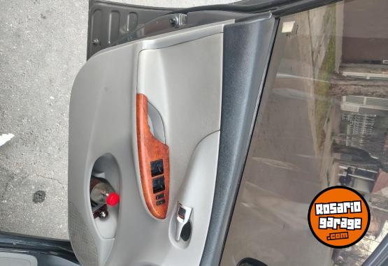 Autos - Toyota 2014 2014 Nafta 300Km - En Venta