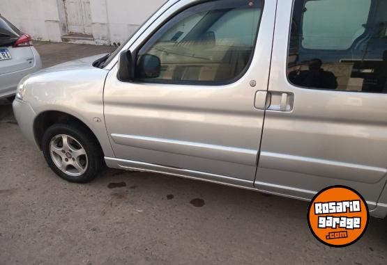 Utilitarios - Citroen Berlingo 2012 Diesel 180000Km - En Venta
