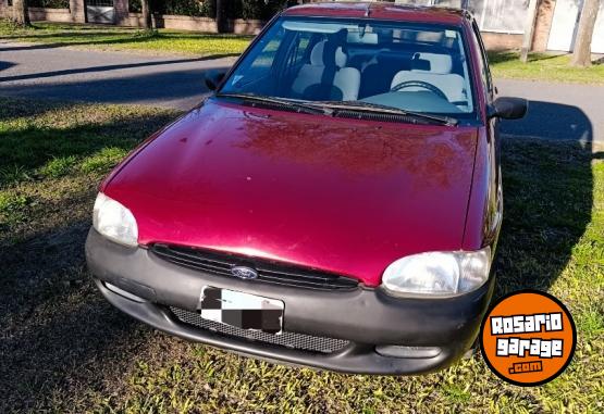 Autos - Ford Escort lx 1997 Nafta 70800Km - En Venta