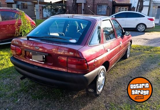 Autos - Ford Escort lx 1997 Nafta 70800Km - En Venta