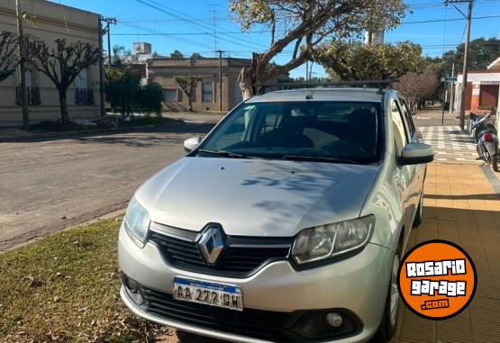 Autos - Renault LoganExpression 1.6L 2016 Nafta 198000Km - En Venta
