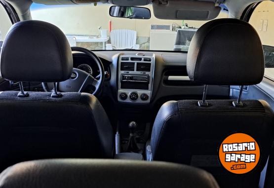 Camionetas - Kia Sportage 2008 GNC 181000Km - En Venta