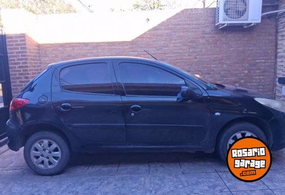 Autos - Peugeot 207 2009 Diesel 172000Km - En Venta
