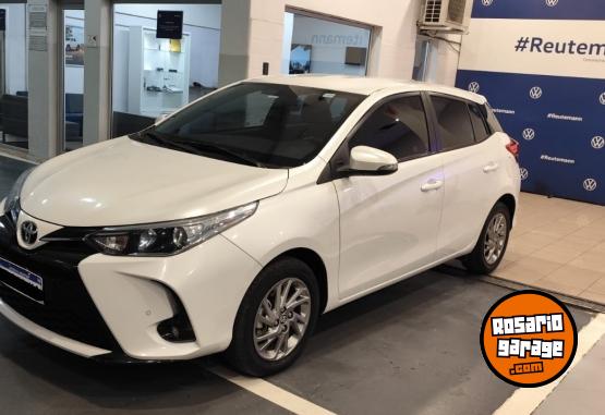 Autos - Toyota YARIS 1.5 XLS CVT 2022 Nafta 56000Km - En Venta