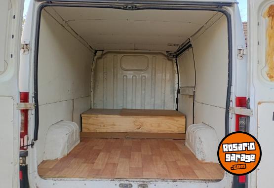 Utilitarios - Peugeot Boxer turbo D 2004 Diesel 1111Km - En Venta