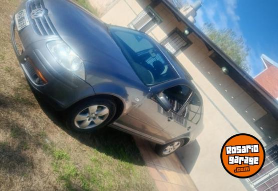 Autos - Volkswagen Bora 2011 Nafta 163000Km - En Venta