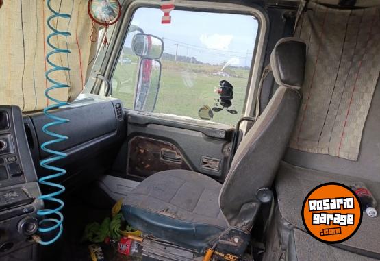Camiones y Grúas - Scania 113 360 (solo el camión) - En Venta